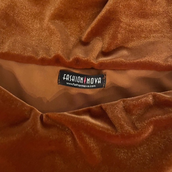 Fashion nova midi slit dress off the shoulder size small-medium velvet - Picture 2 of 3